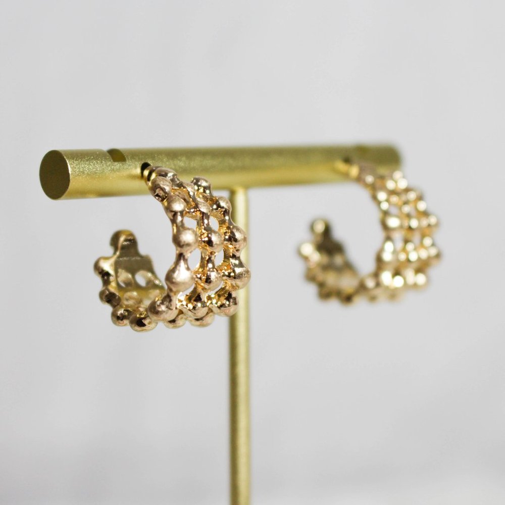 NWT Gold Small Circle Earrings
